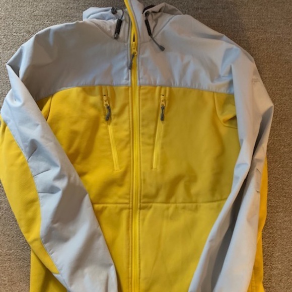 Mountain Equipment Co-op Soft Shell - Picture 1 of 8